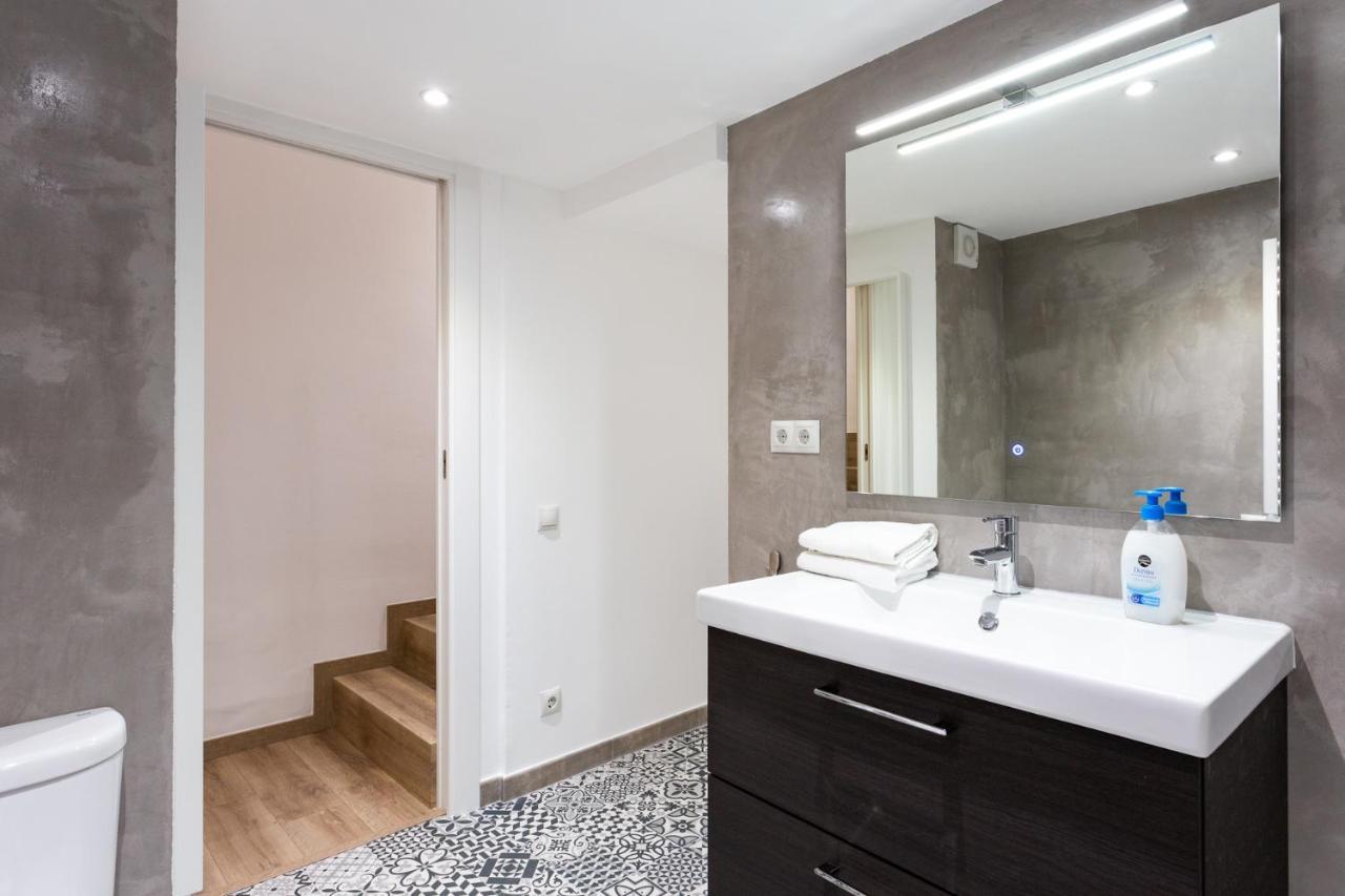 Stay U-Nique Apartments Travessera II Barcelona Buitenkant foto