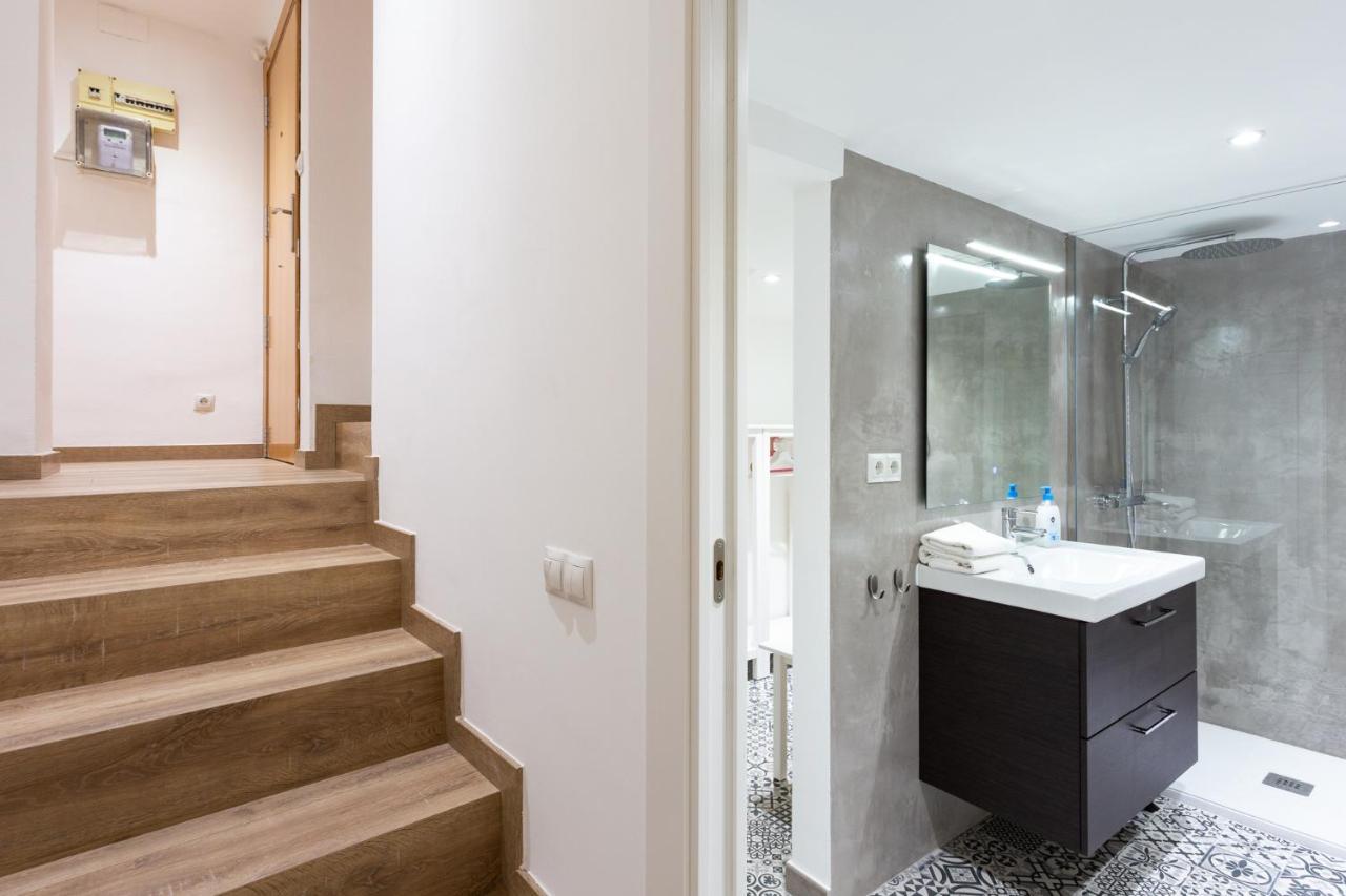Stay U-Nique Apartments Travessera II Barcelona Buitenkant foto